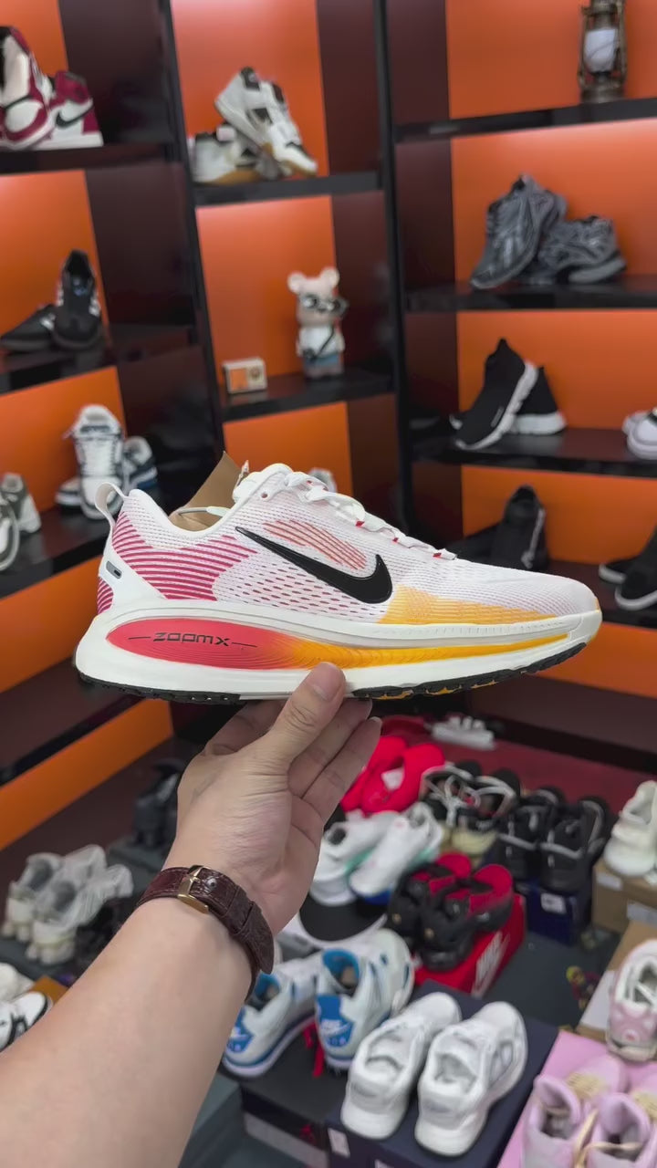 Nike Zoom Vomero 18