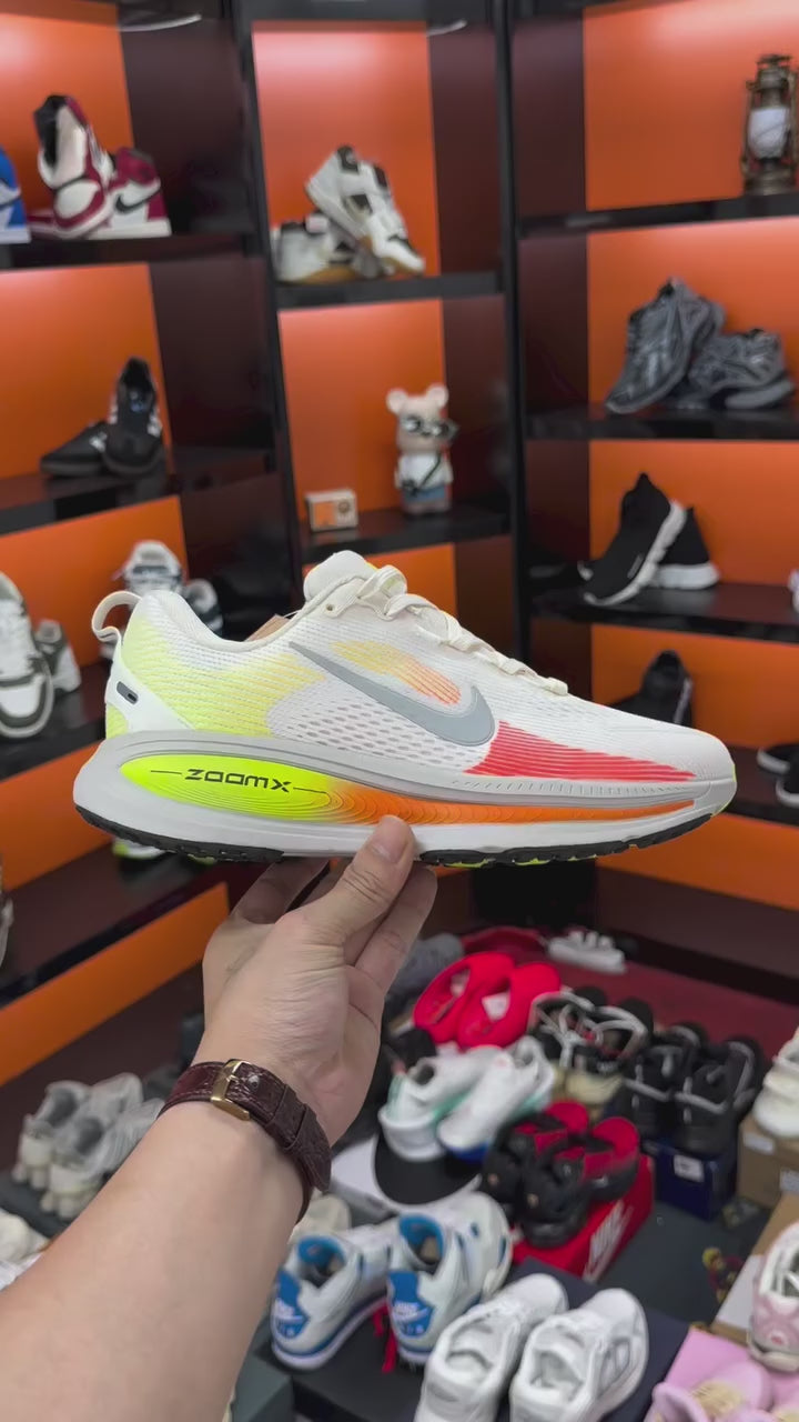 Nike Zoom Vomero 18